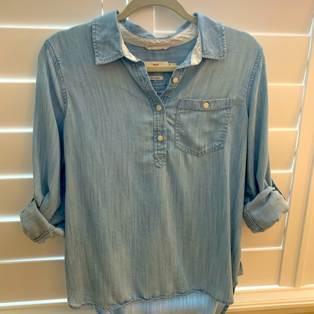 Vineyard Vines relaxed fit chambray shirt size 4